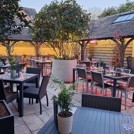 The Lion Hotel Brewood Екстер'єр фото